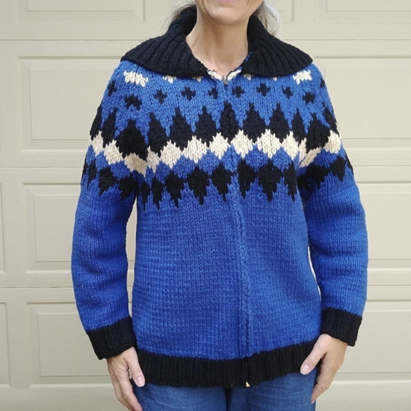 vintage cowichan style CHUNKY CARDIGAN sweater (G11) - Picture 5 of 10